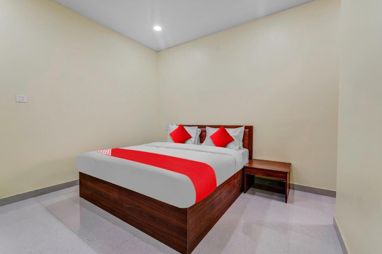 Oyo Flagship Hotel Ayodhya Bengaluru Zewnętrze zdjęcie