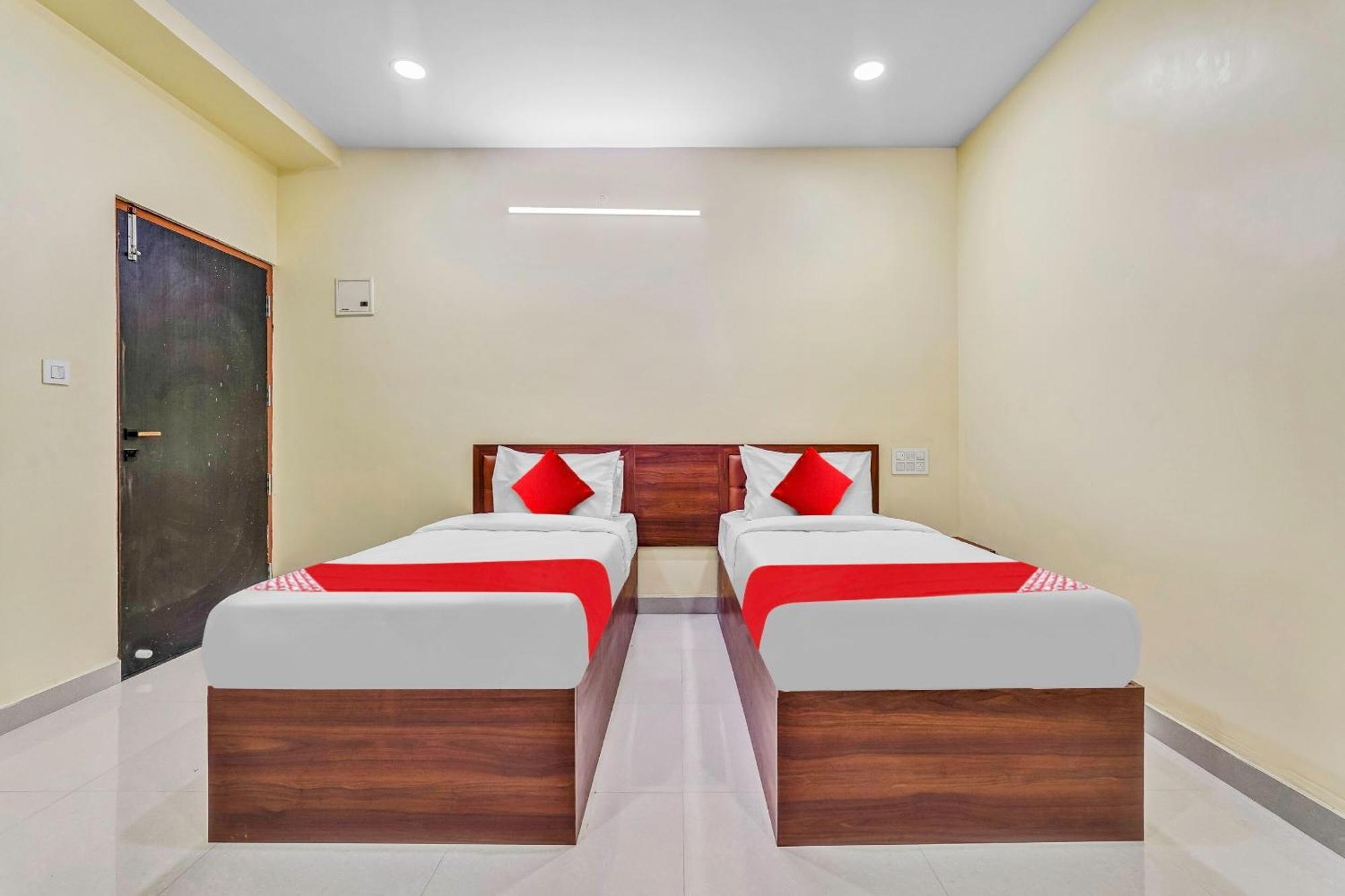 Oyo Flagship Hotel Ayodhya Bengaluru Zewnętrze zdjęcie
